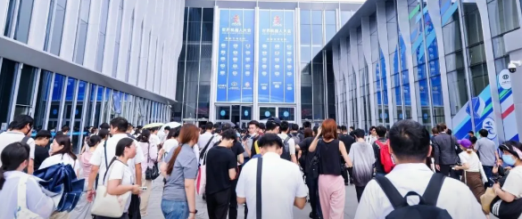 我们去WRC 2026问了23家企业：技术确实在进步，但有些话得拆开听……